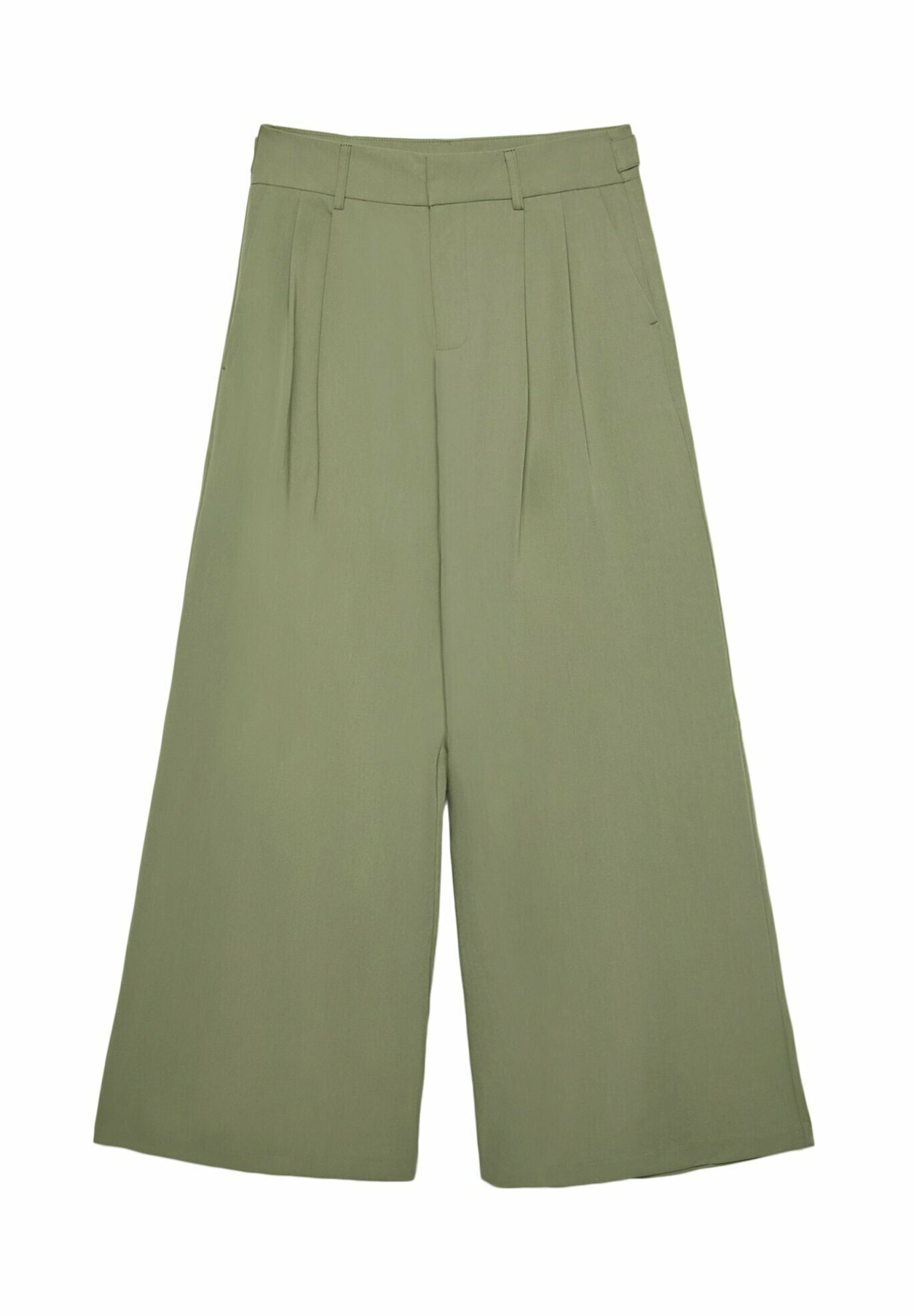 Helle olivgrüne weit geschnittene Hose mit gefaltetem Vorderteil, tailliertem Bund und seitlichen Taschen für zusätzlichen Komfort. Glatte Stoffoberfläche.