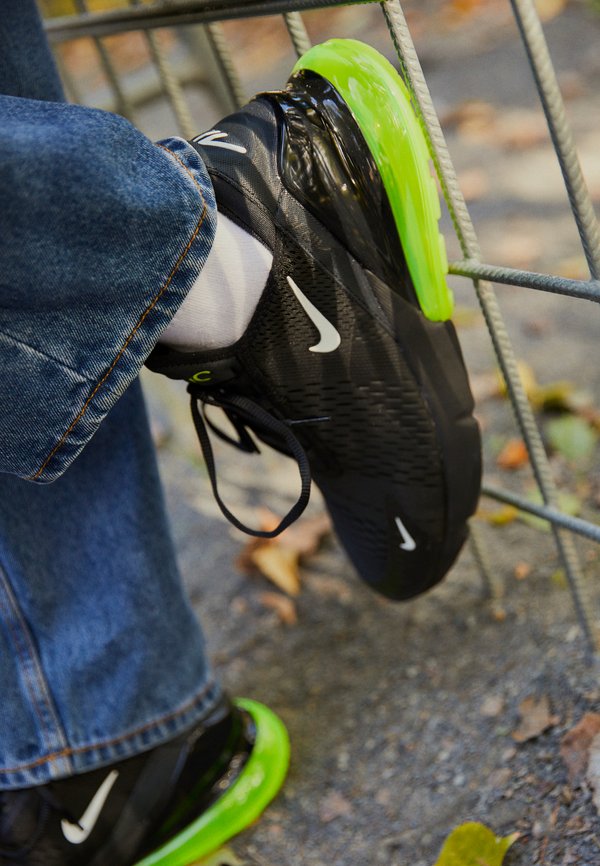 Nike Sportswear AIR MAX 270  - Trainers - black/white/volt/reflective silver