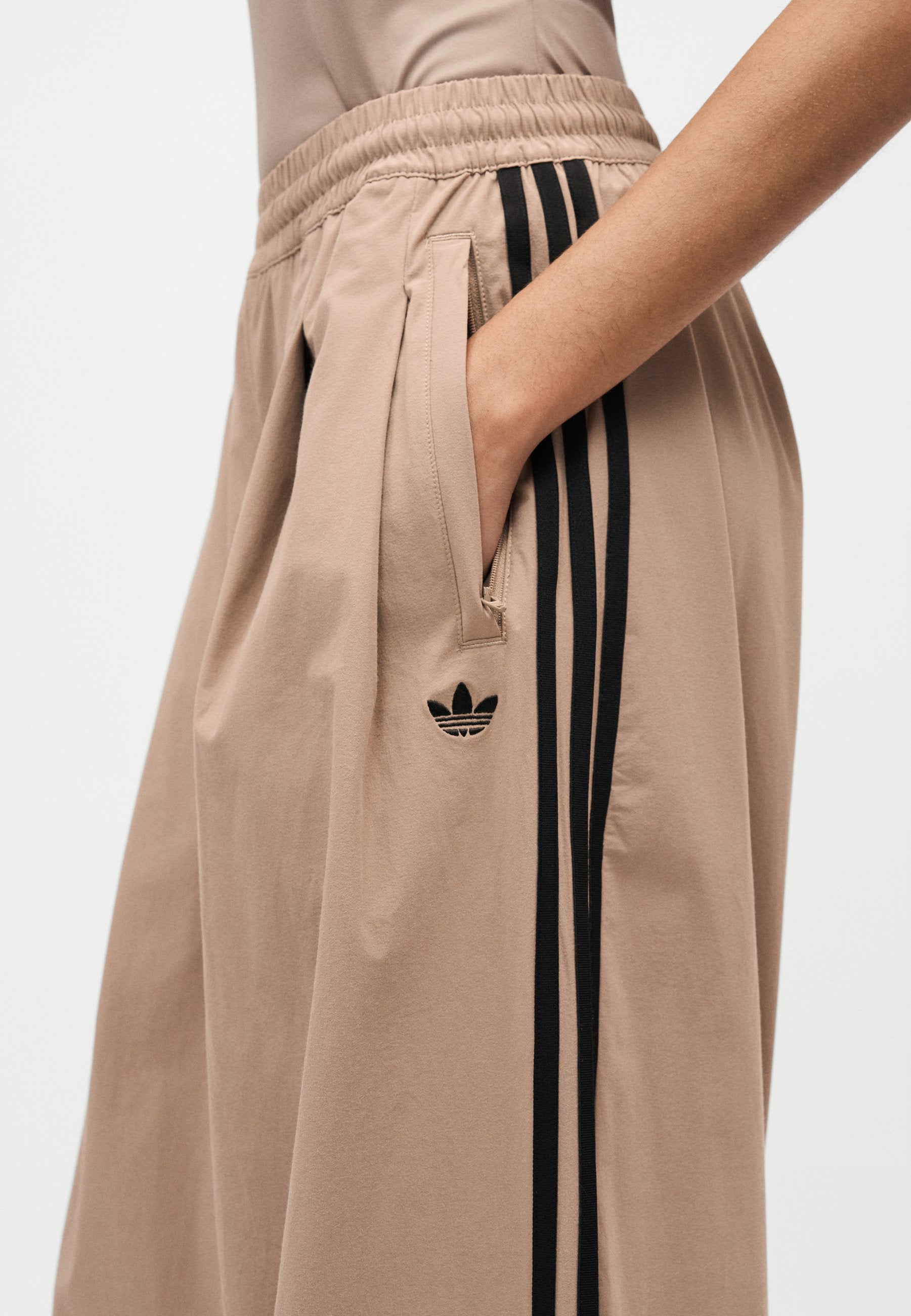adidas Originals PLEATED