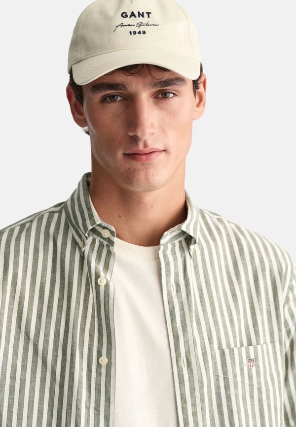 GANT REGULAR FIT DE A RAYAS