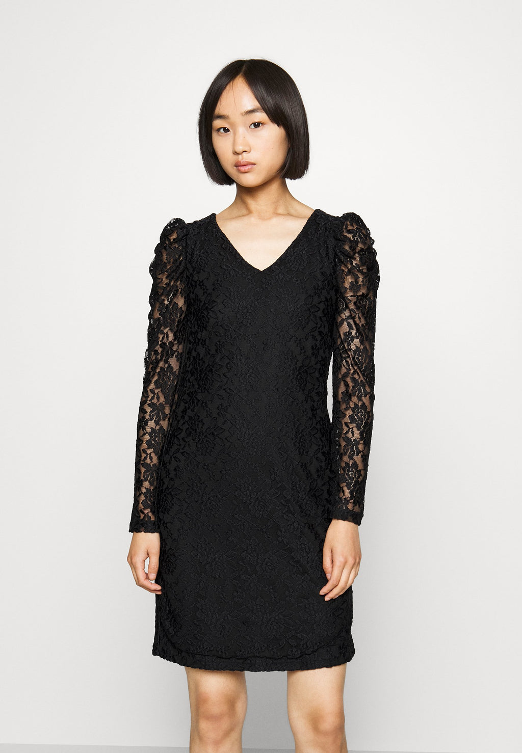 ONLPOULA V NECK DRESS Media 3