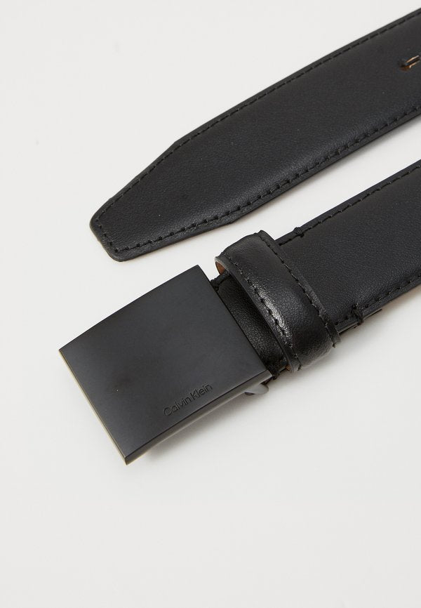 Calvin Klein LOGO PLAQUE SMOOTH 32MM