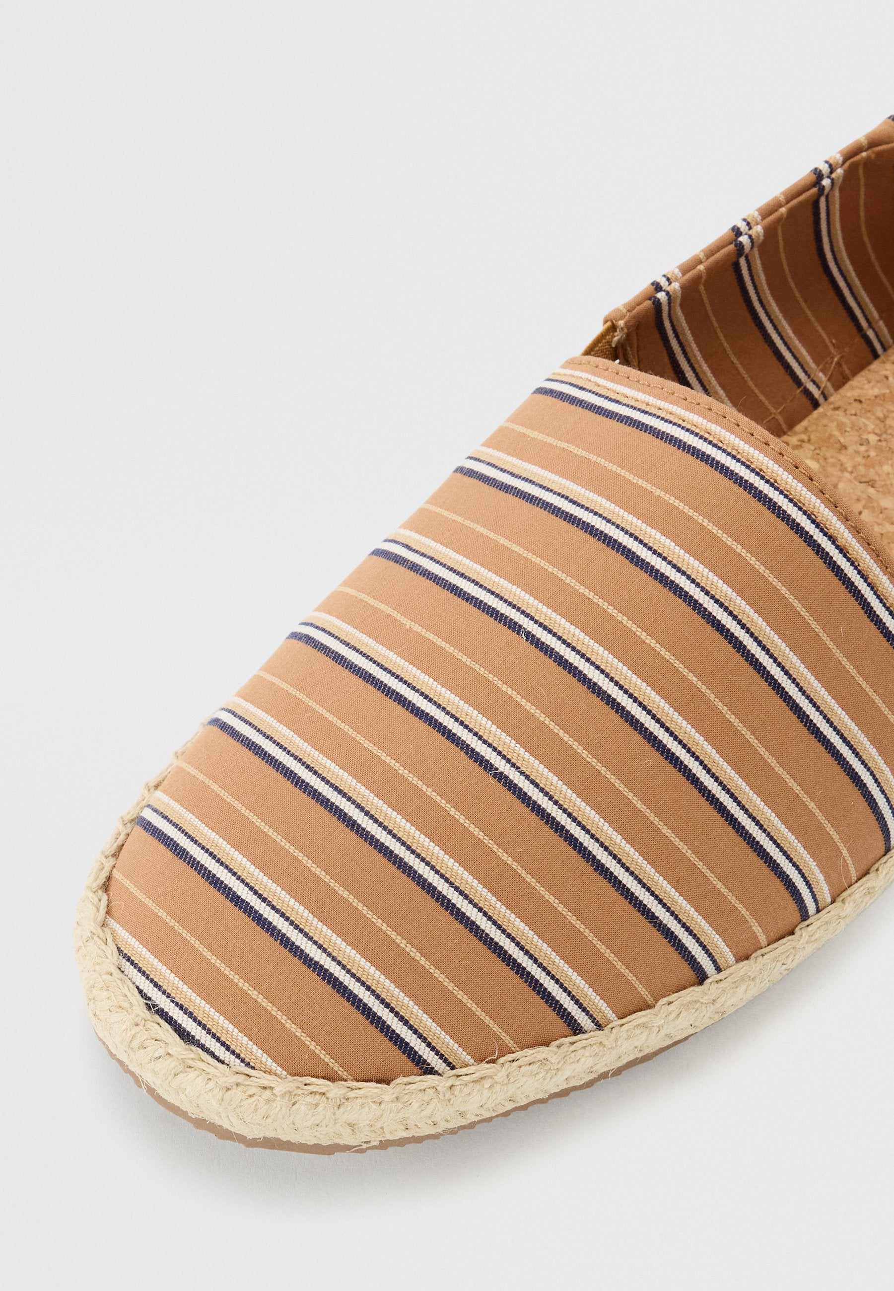 Pier One UNISEX