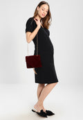 Queen Mum DRESS NURS DETAIL