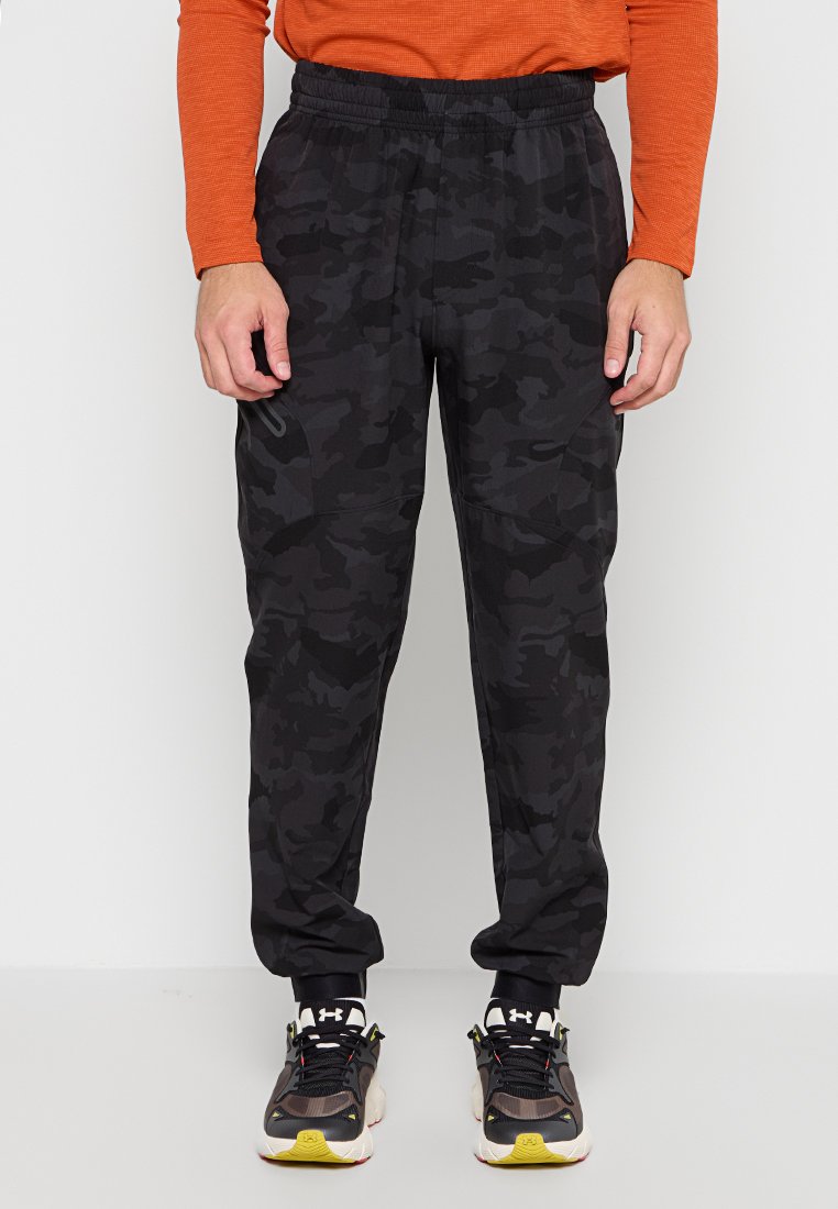 Under Armour UNSTOPPABLE LOOSE FIT