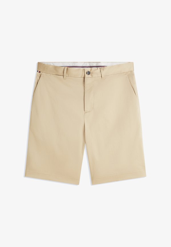 Tommy Hilfiger BROOKLYN SATIN SLIM CHINO SHORTS - Shorts - sandalwood