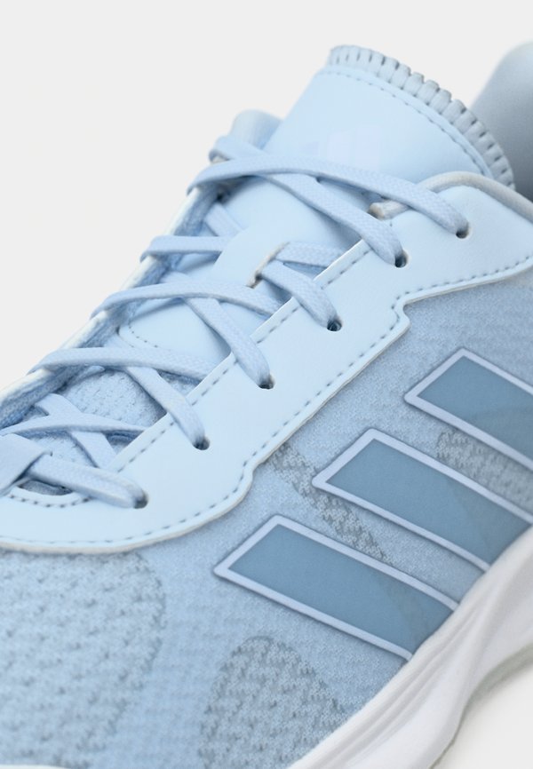 adidas Performance AVAFLASH