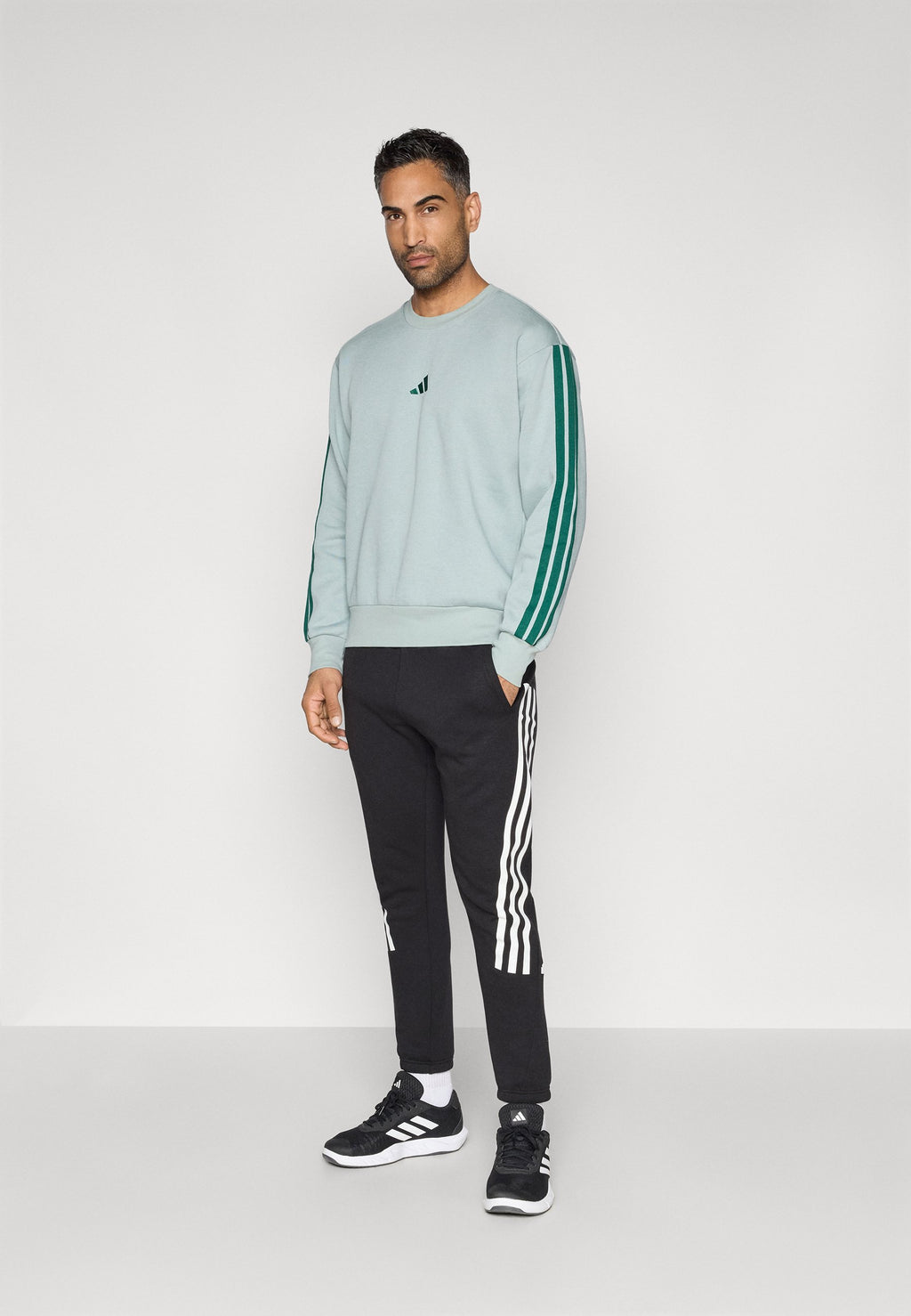 adidas Sportswear ESSENTIALS THREE STRIPES FLEECE