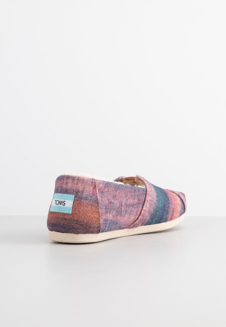 TOMS ALPARGATA