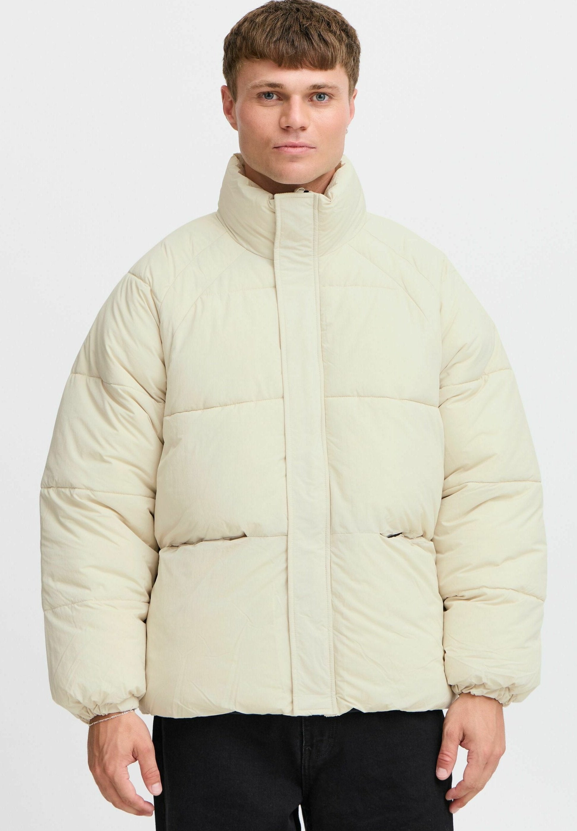 SDMILO PUFFER SHORT Media 3