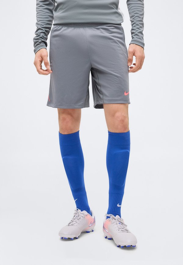 Nike Performance MEN'S SOCCER SHORTS - Sports shorts - smoke grey/black/hot punch