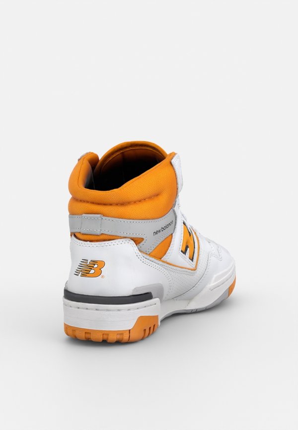 New Balance 650