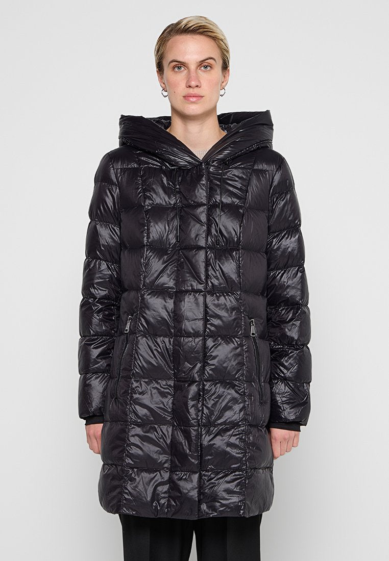 DKNY Daunenmantel Media 1