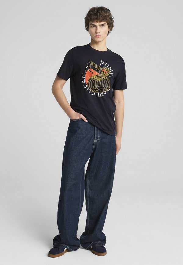 Puma GRAPHICS EXECUTION  - Print T-shirt - new navy