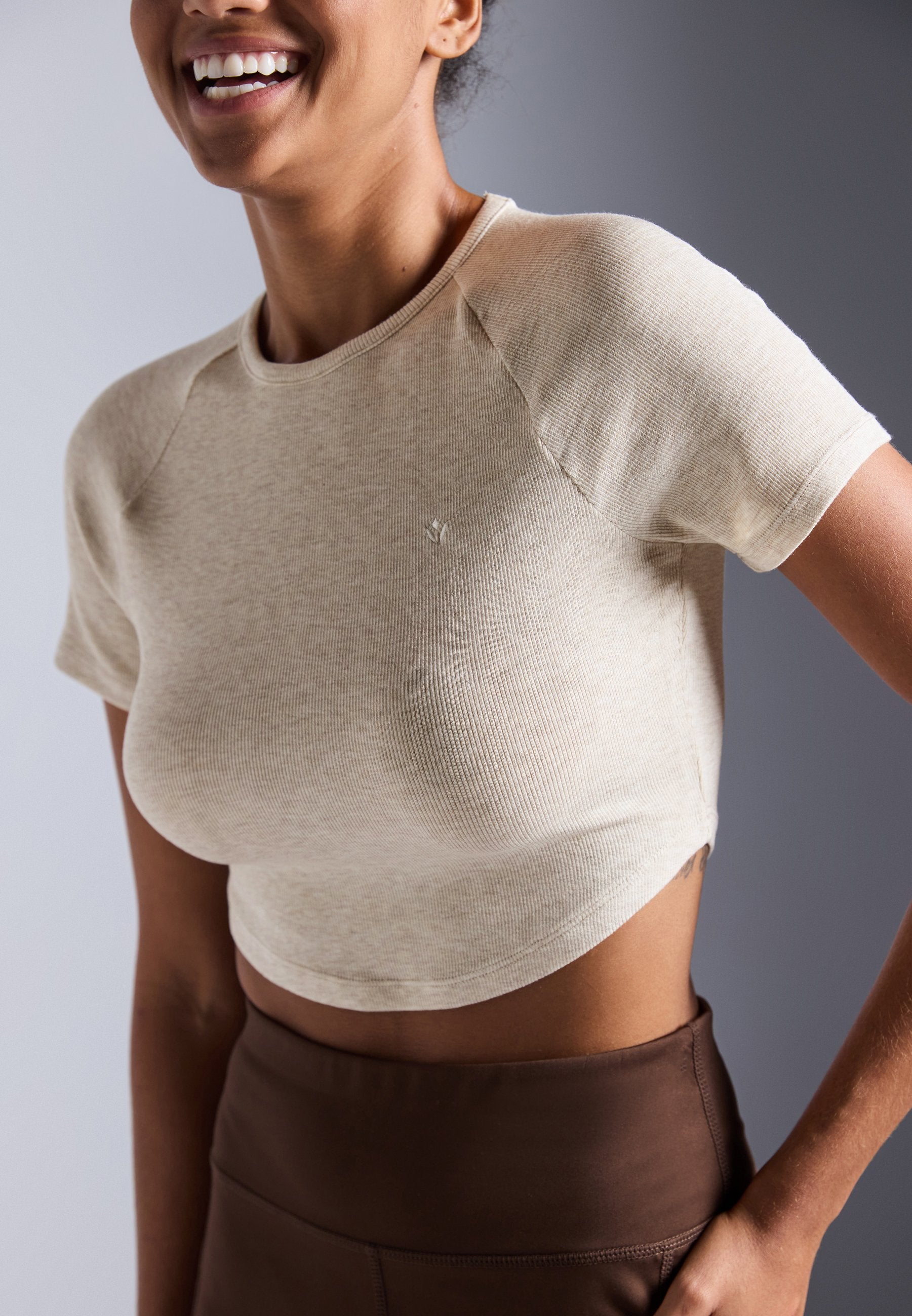 Even&Odd active ESSENTIAL CROPPED FINE RIB T SHIRT