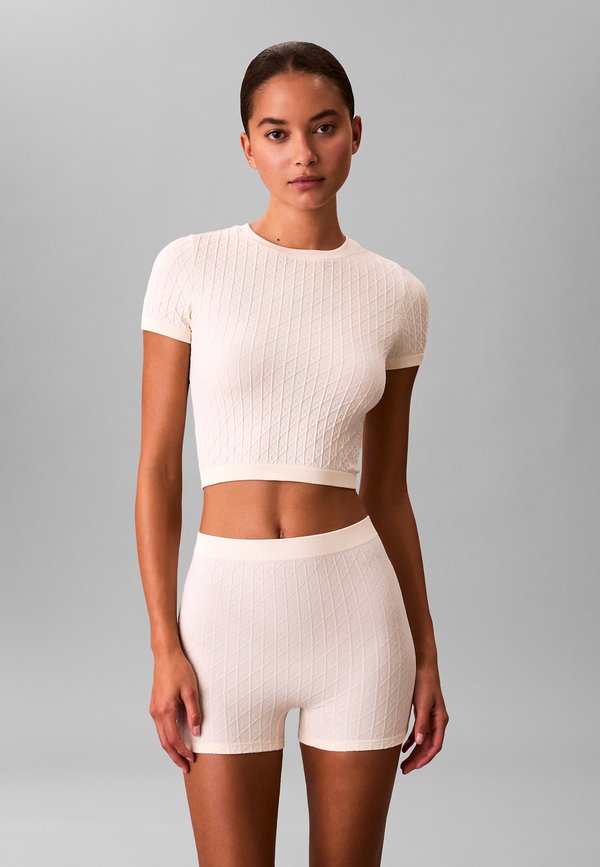 Calvin Klein EMBLEM SEAMLESS  - Pyjama top - ivory