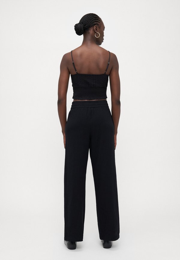 Vero Moda Tall VMHONEY CROPPED