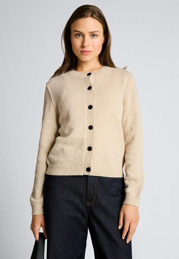 TOM TAILOR MIT RUNDHALSAUSSCHNITT - Cardigan - sand stone beige