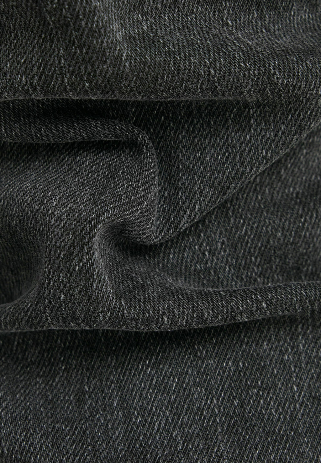 STRACE STRAIGHT Media 6