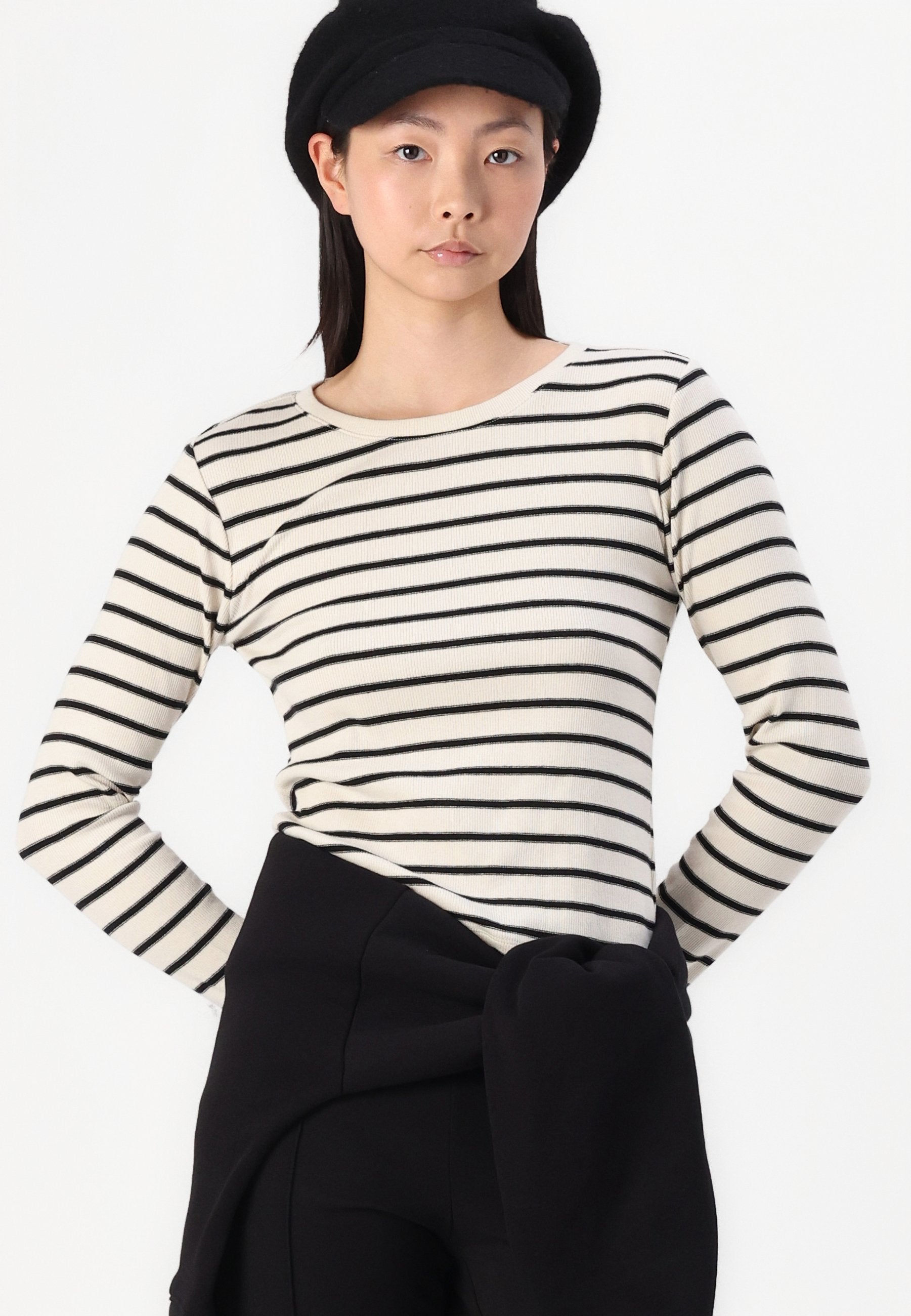 GAP CROP CREW