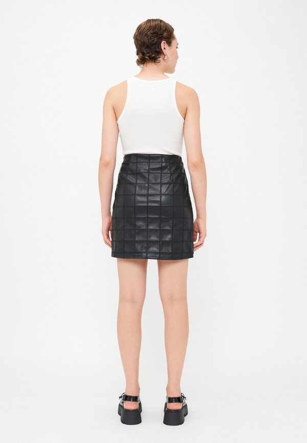 Vero Moda Tall VMHONOR SHORT SKIRT
