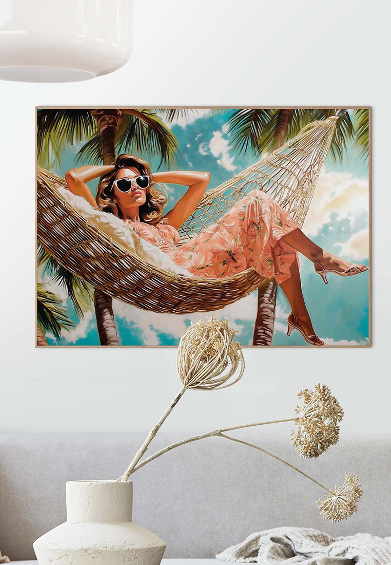 Orange Wallz VINTAGE HAMMOCK LADY
