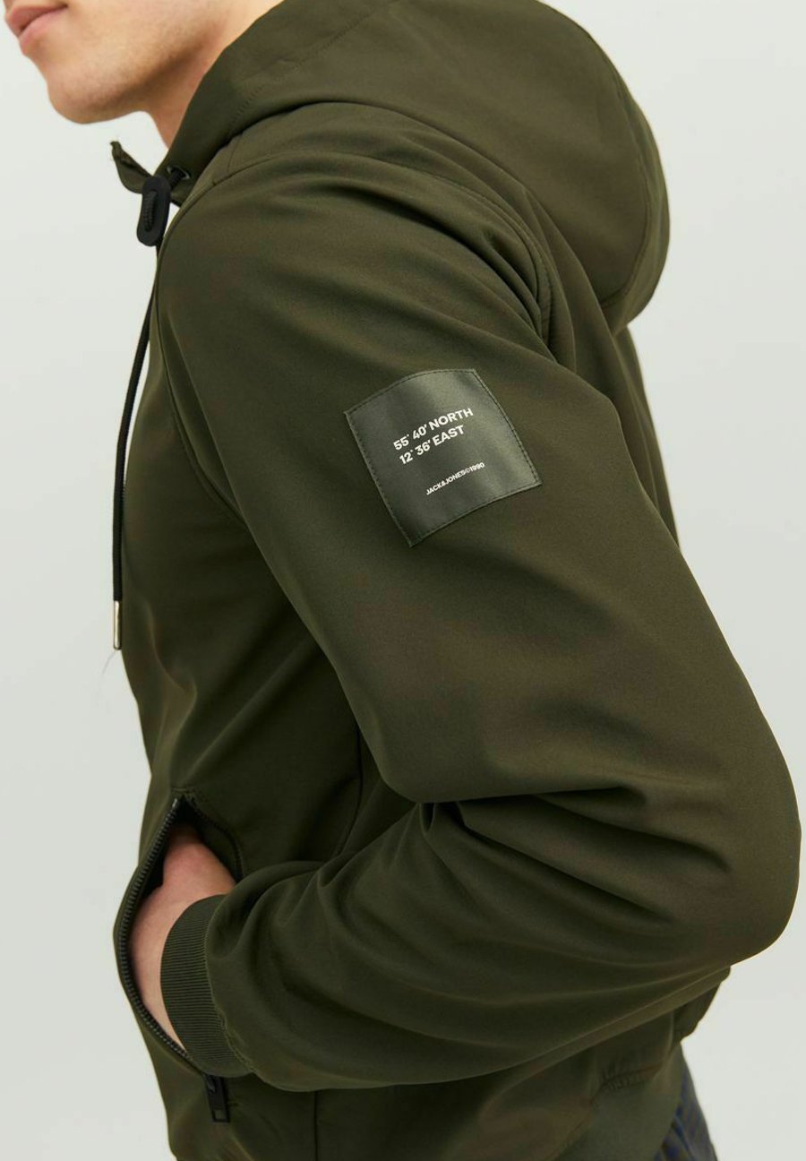 Jack & Jones JJEBASIC SOFTSHELL HOOD NOOS