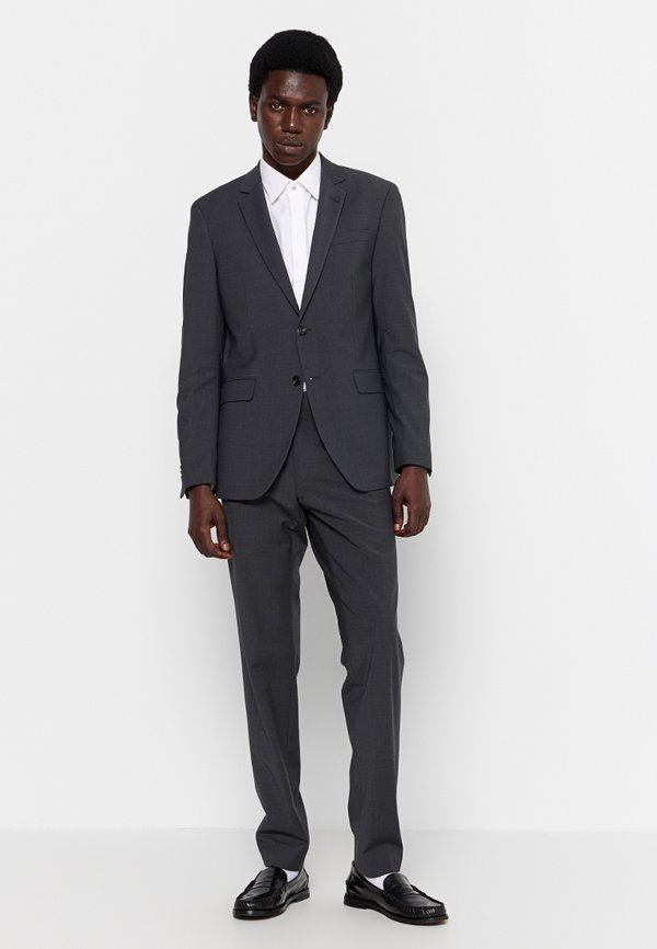 KARL LAGERFELD