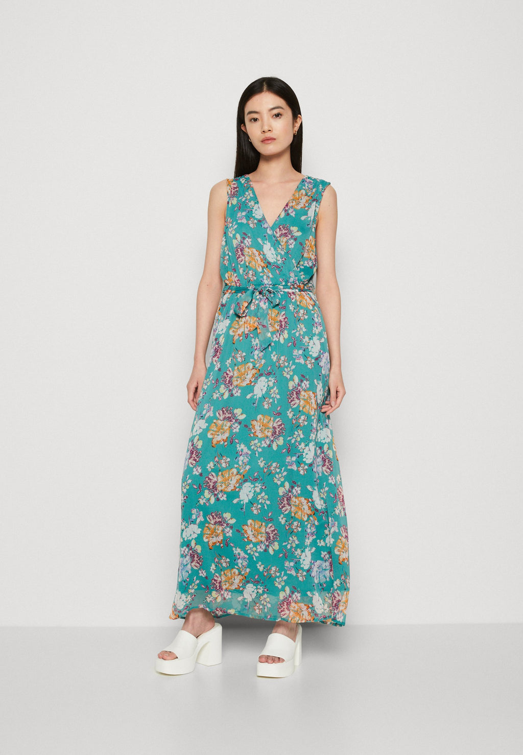 ONLASTA SOFIA LONG DRESS Media 3
