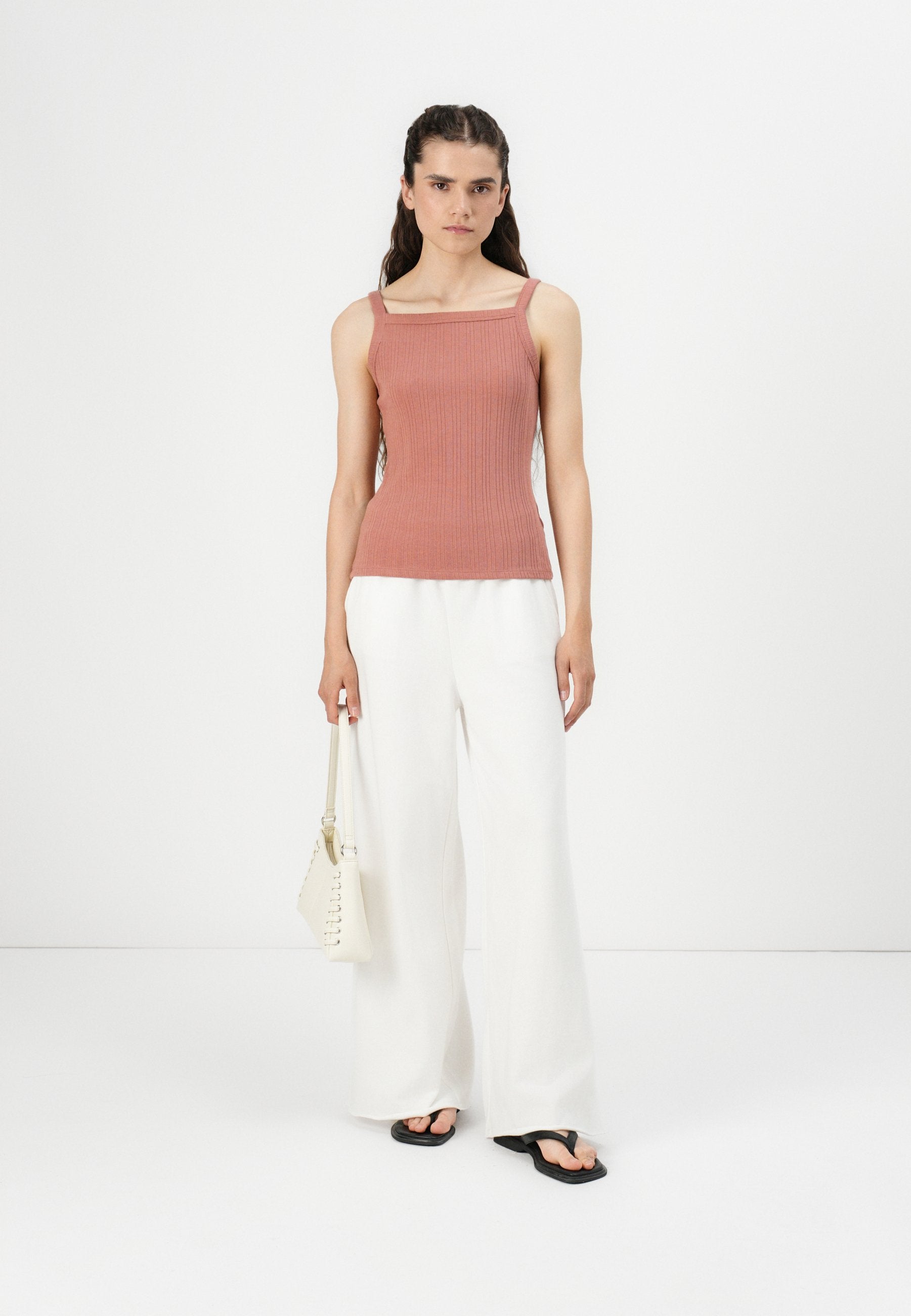 GAP TANK