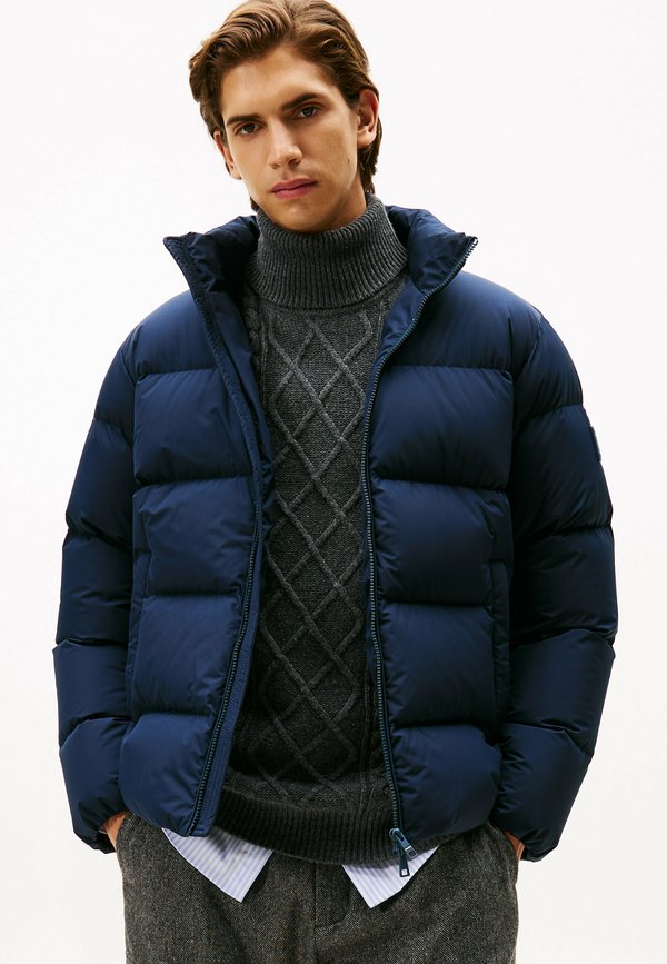 Tommy Hilfiger STAND PUFFER