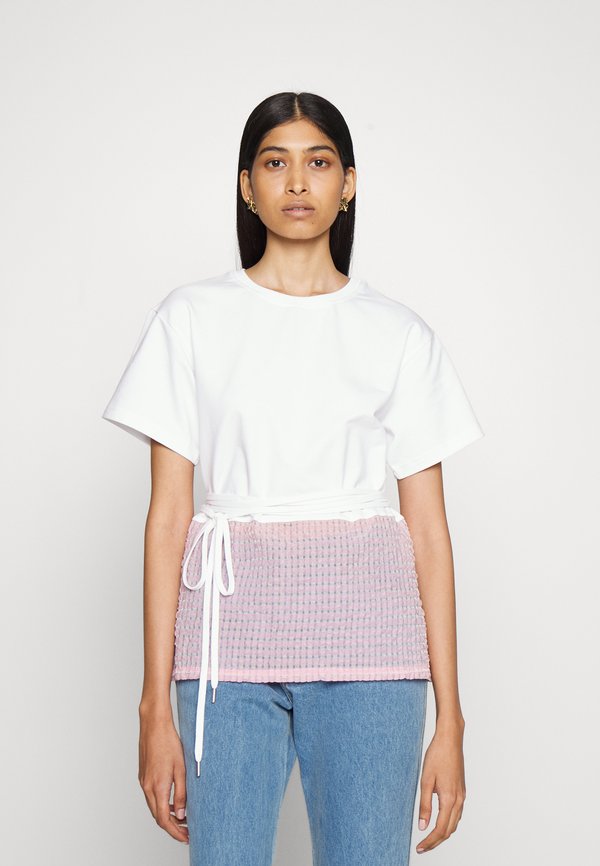 Elleme BUCKLED