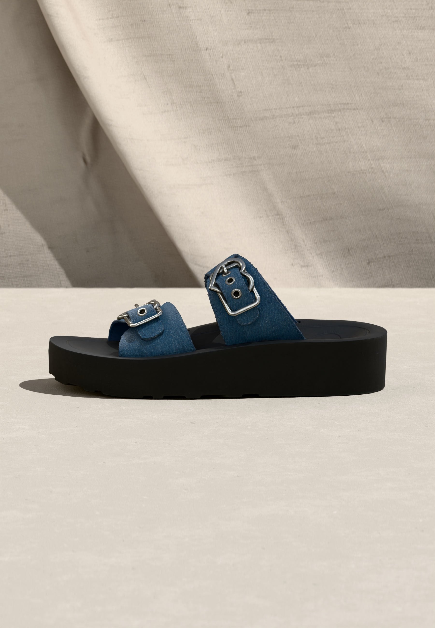 Love Moschino WAVE