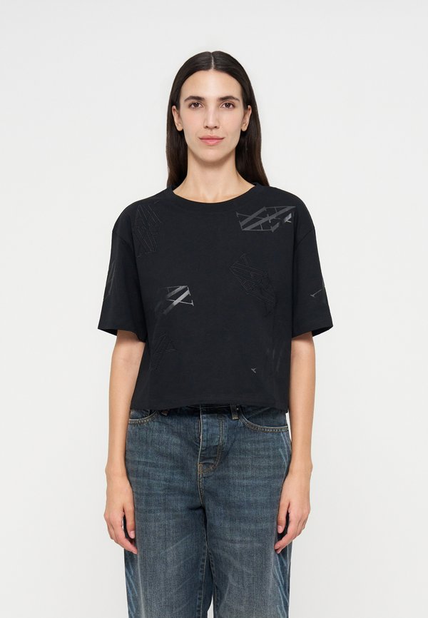 Armani Exchange