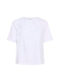 Weißes Baumwoll-T-Shirt mit rundem Halsauschnitt und kurzen Ärmeln. Besitzt ein gedrehtes Stoffdetail auf der linken Seite für zusätzliche Textur.