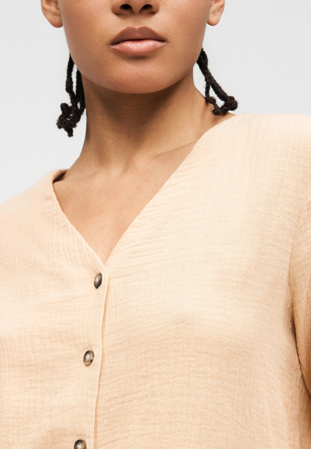 ONLY ONLTHYRA LIFE V NECK SHIRT