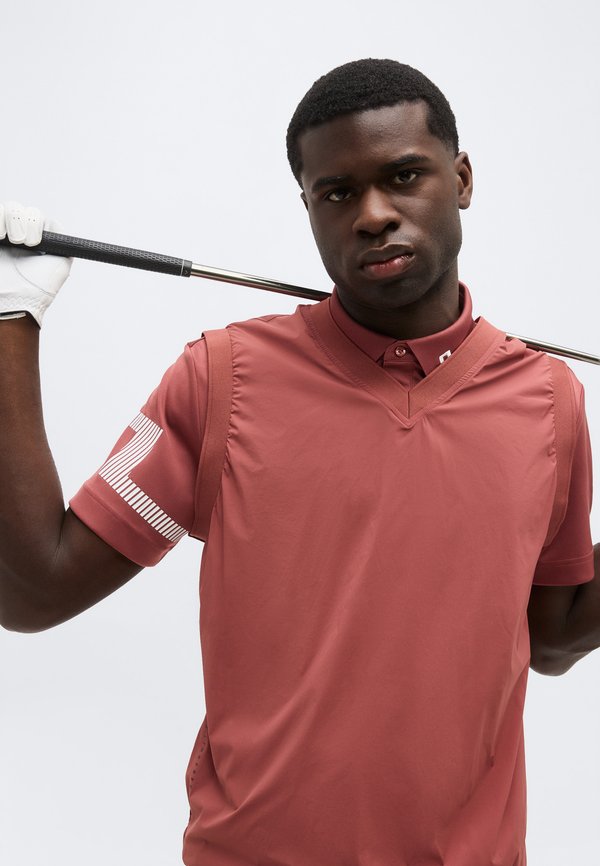 J.LINDEBERG Sports HYBRID VEST
