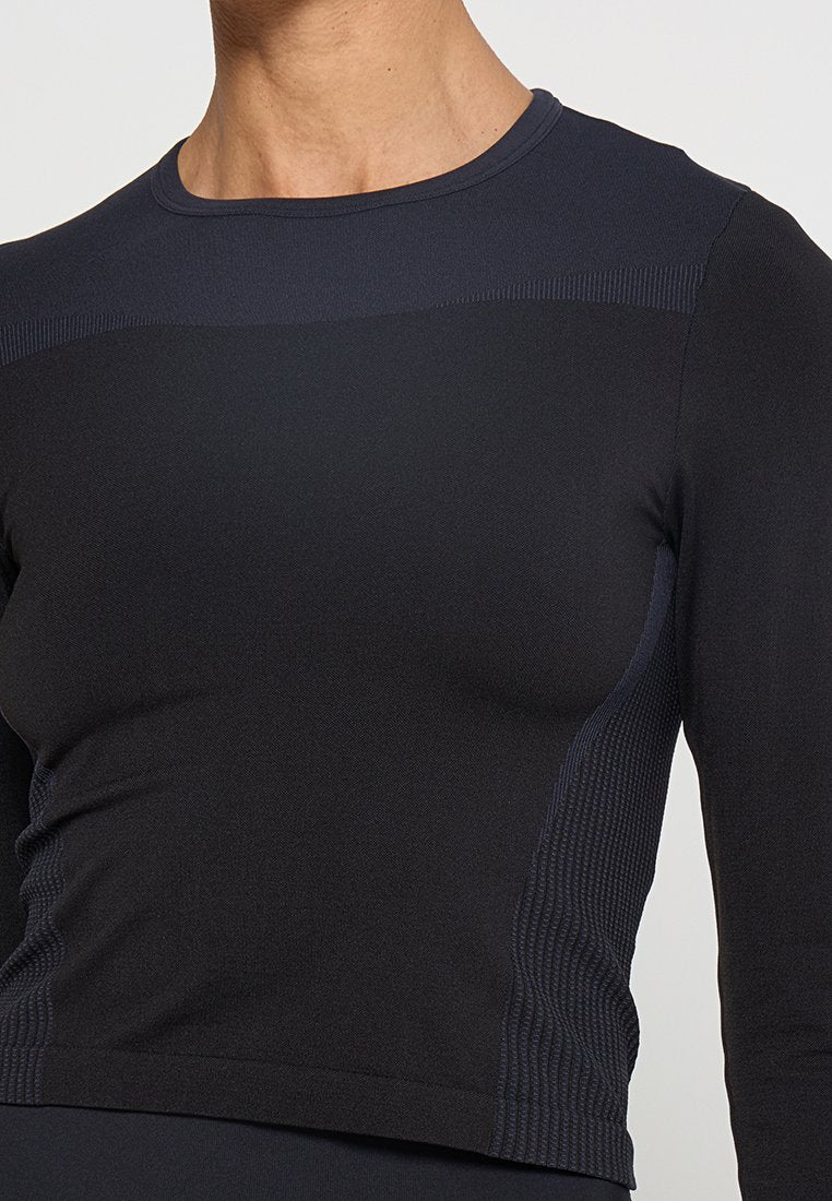 Under Armour VANISH ELITE