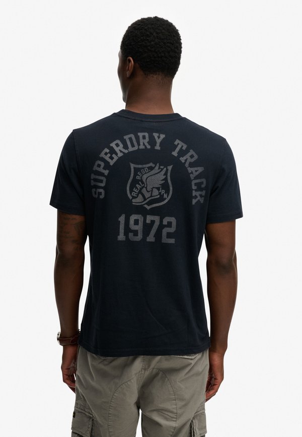Superdry & Co SUPERDRY VINTAGE PREP RELAXED POCKET T-SHIRT.. - Print T-shirt - eclipse navy