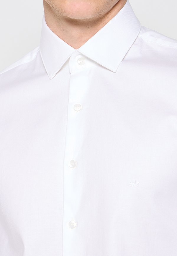Calvin Klein SLIM FIT