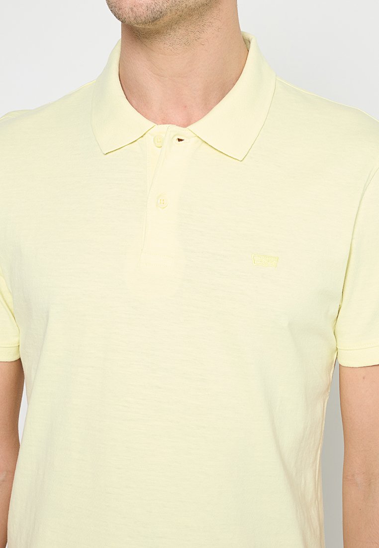 Levi's® SLIM FIT