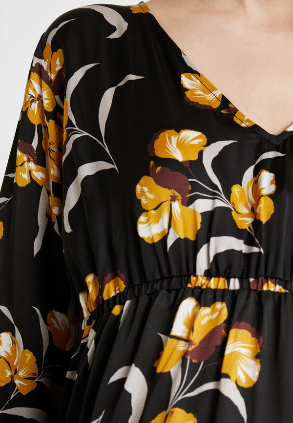 Queen Mum BLOUSE 3/4