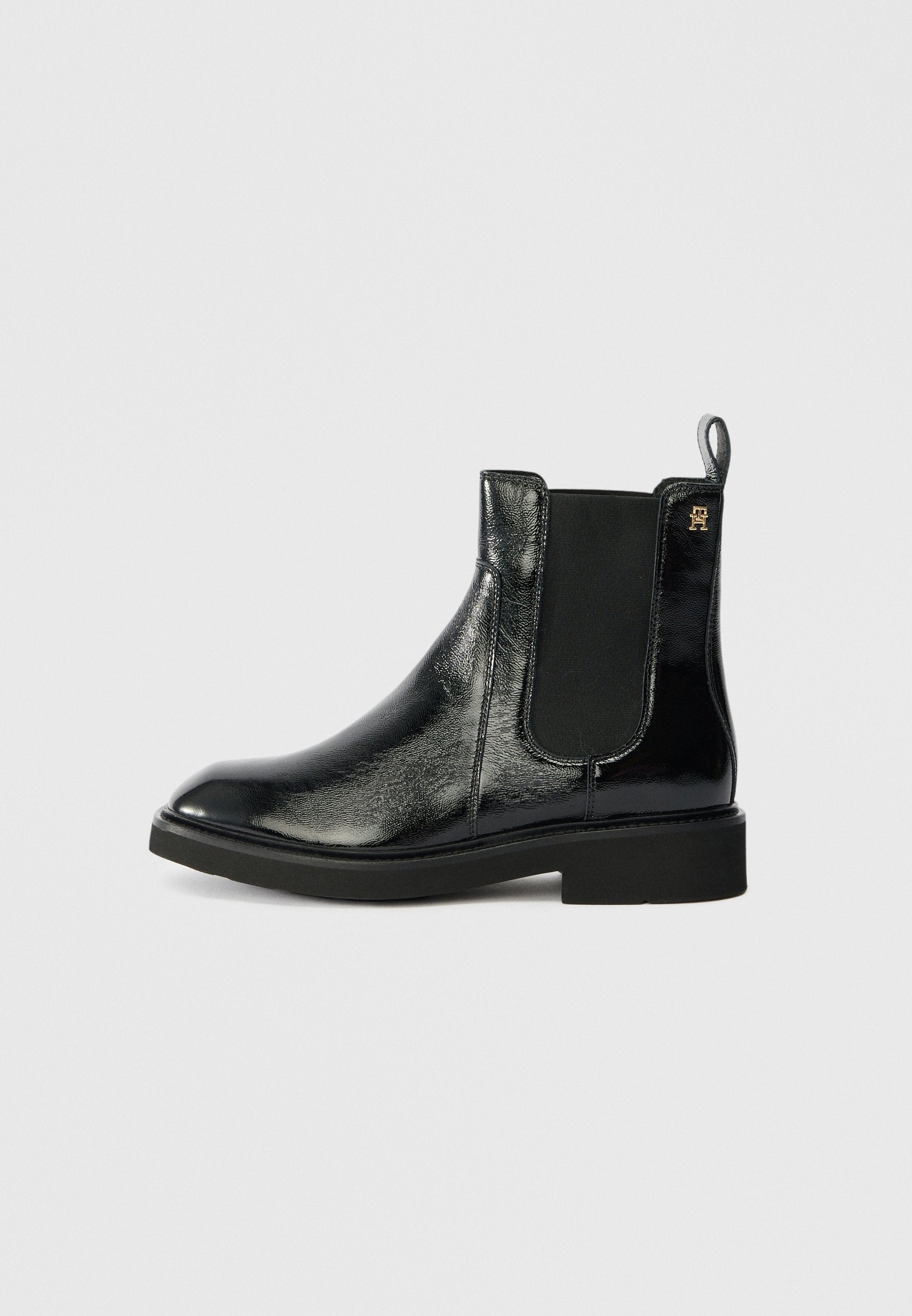 PATENT CRINKLE LEATHER CHELSEA BOOTS Media 1