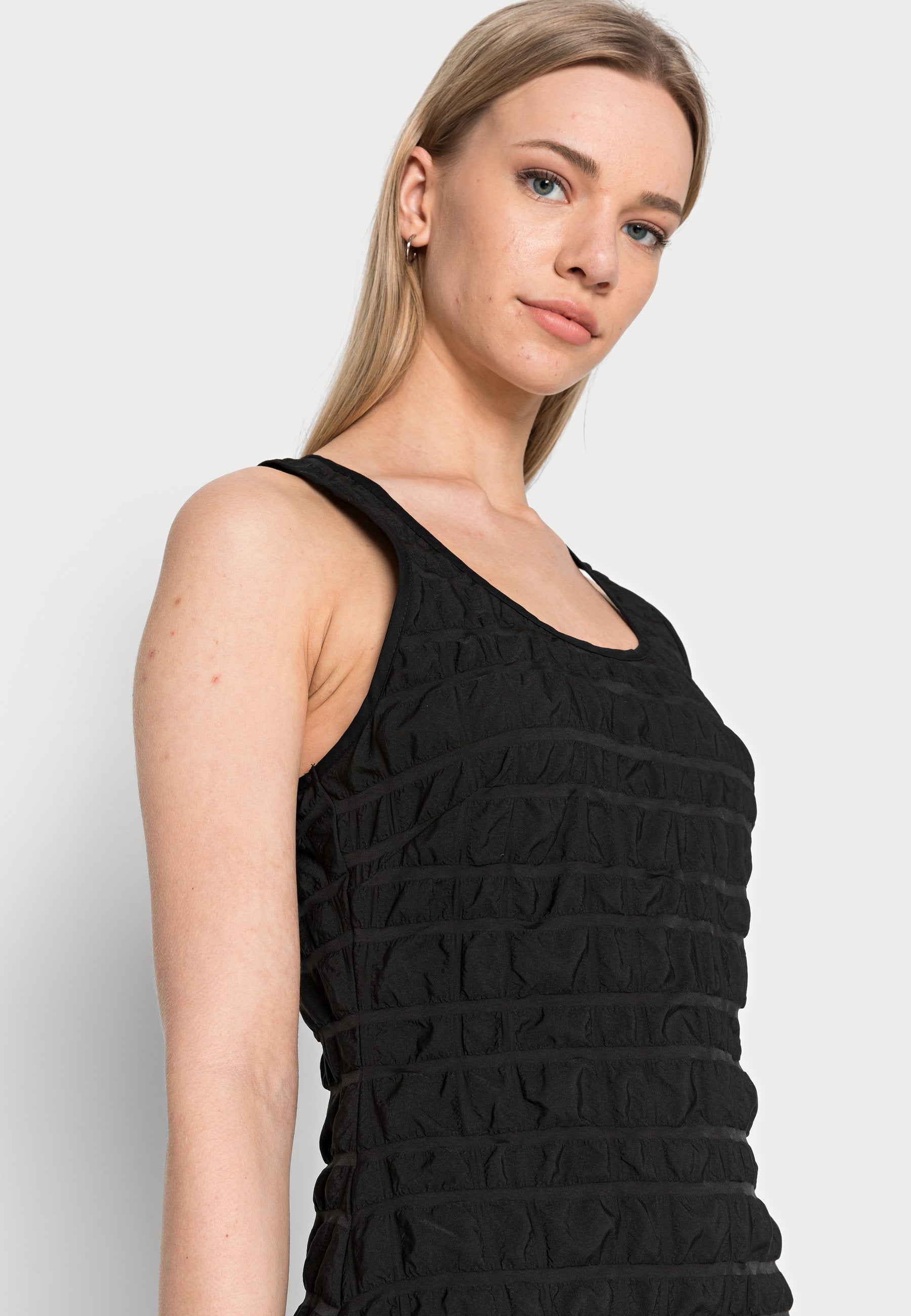 Weekday NEAT DRESS