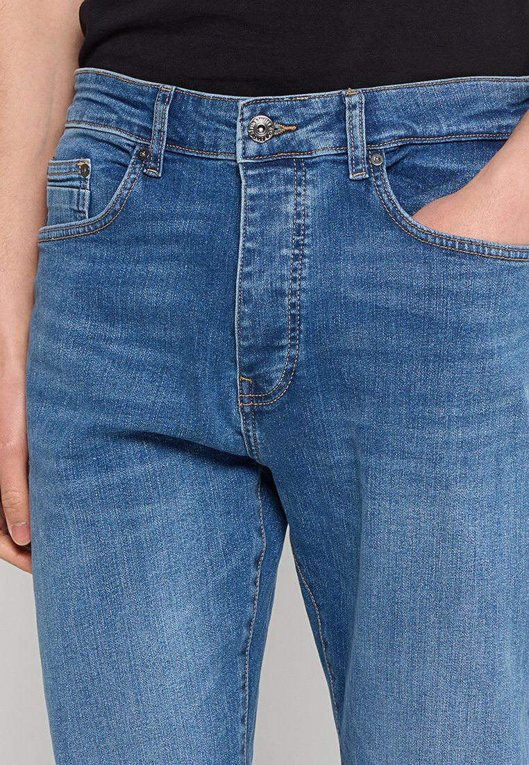ONSYOKE TAPERED BOX AZG DNM MU OTL Media 5