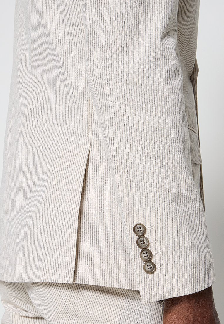 SLIM FIT Media 6