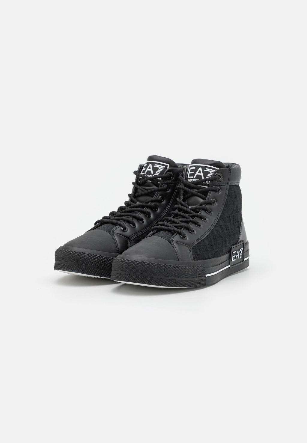 ALL OVER UNISEX Media 2