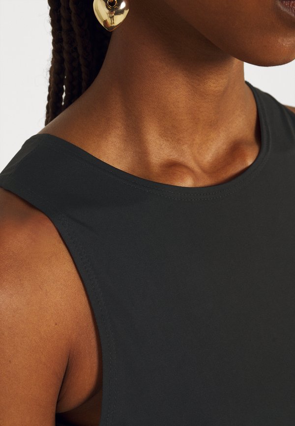 Nly by Nelly HIGH NECK CROP