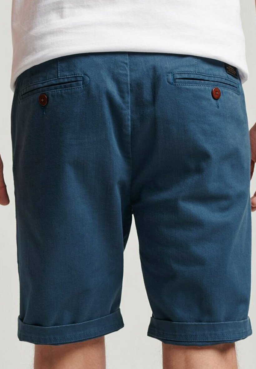 Superdry & Co OFFICER