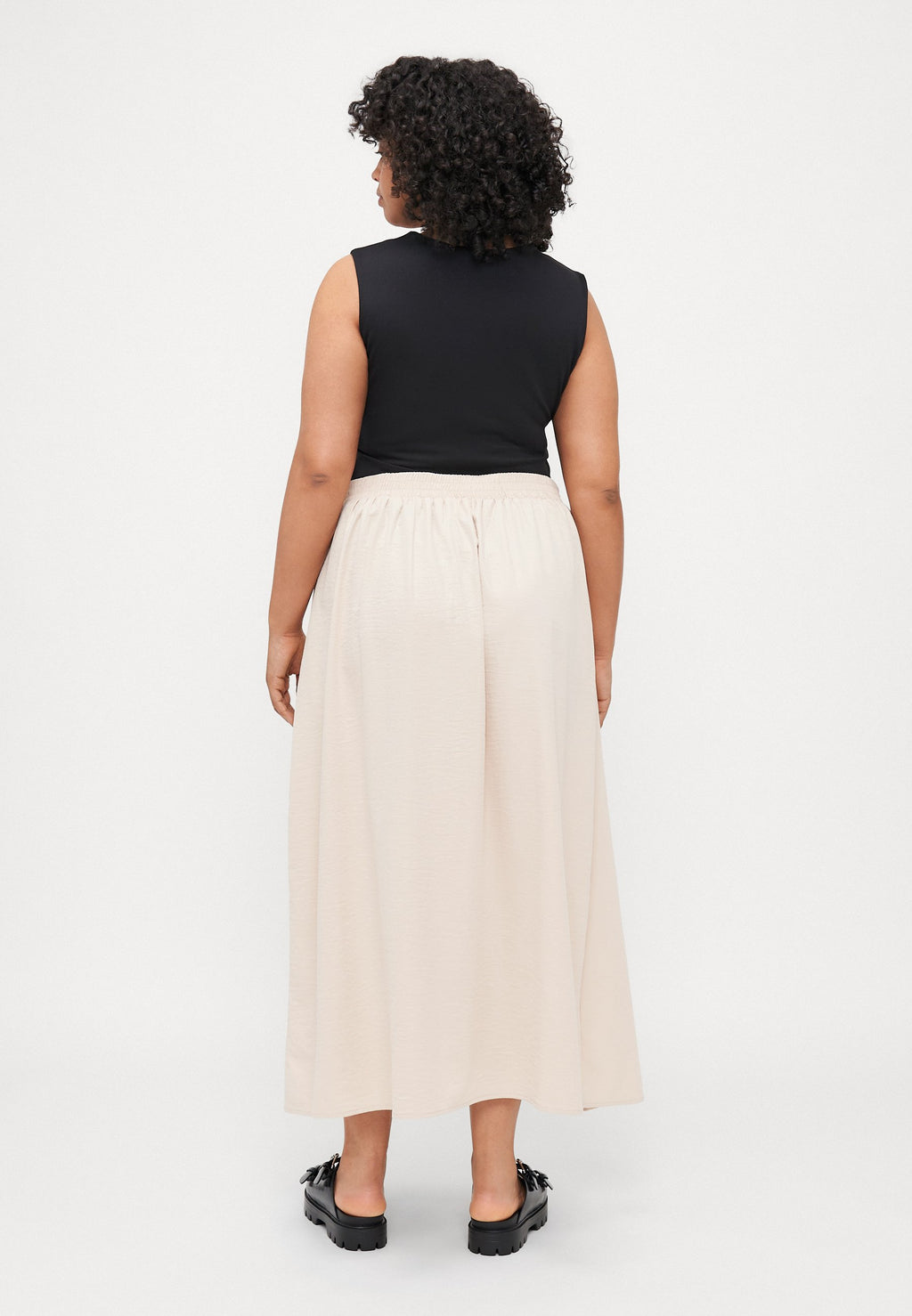 CARCALAZA LONG PLEAT SKIRT Media 4